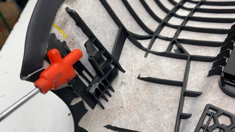 2024-2025 Tesla Model 3 Front Seat Back Panel Trim - Left/Right 1R